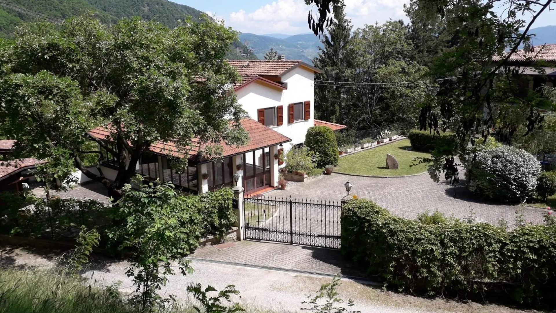 La Ca' Di Susano Affittacamere Vergato